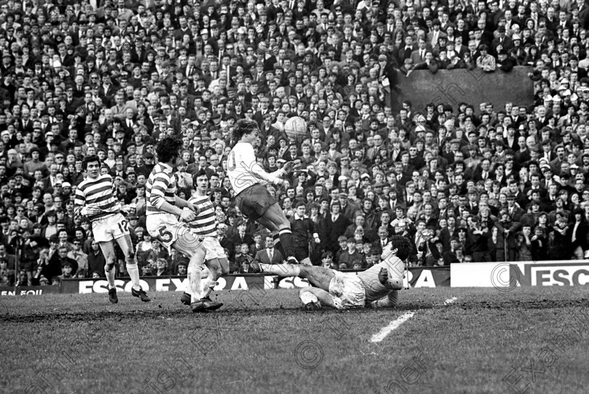 429321 
 Cork Hibernians player Dave Wiggington heads the ball past the Rovers goalkeeper during the League of Ireland play-off decider against Shamrock Rovers at Dalymount Park, Dublin.
26/04/1971 Ref. 126/3
100 Cork Sporting Heroes Old black and white