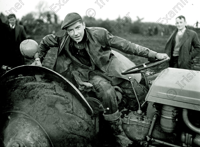 -1257926820 
 ploughing at cahermore, rosscarbery 19/01/59 - ref. 511K NATIONAL PLOUGHING 00