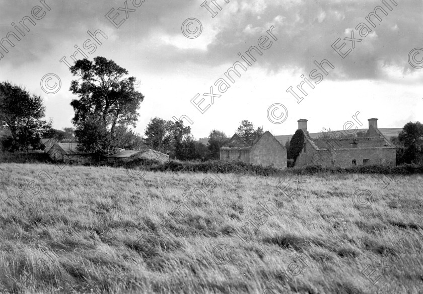 861355 
 For 'READY FOR TARK'
The old home of Michael Collins at Woodfield, near Lissarda, Co. Cork (burnt down by Essex Regiment, British Army in 1921) 03/10/1932 Ref. 987A old black and white patriots politics war of independence IRA IRB