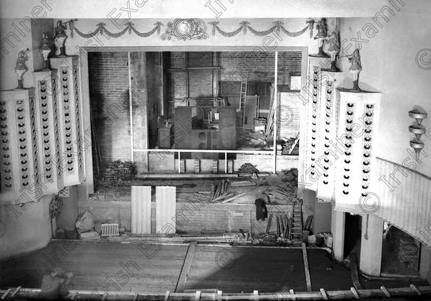 857536 857536 
 For 'READY FOR TARK'
Work under way on the interior of the new Capitol Cinema, Grand Parade, Cork. 03/03/1947 Ref. 231D Old black and white cinemas film