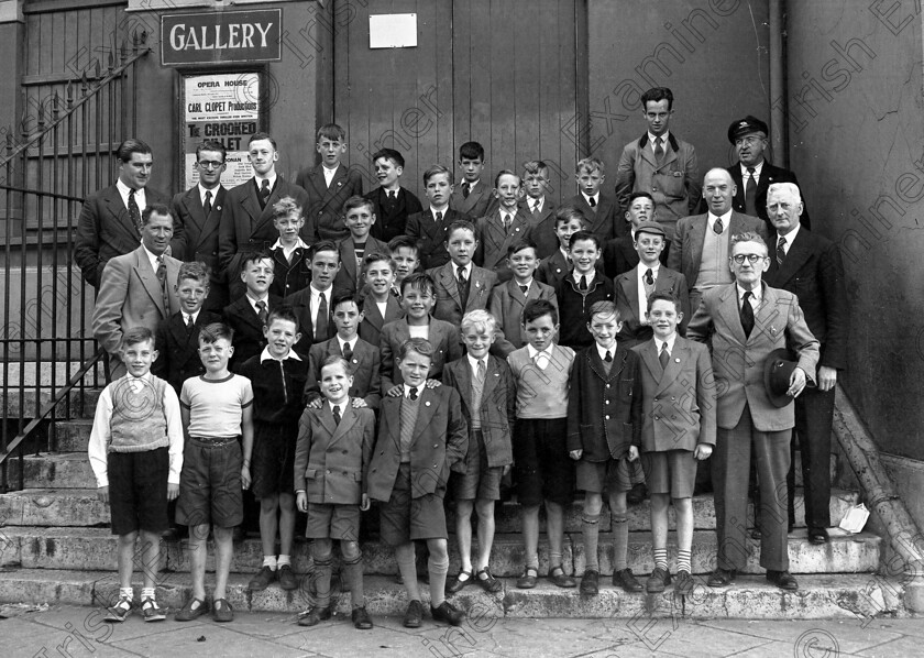 BLARNEYSCHOOLOLD 
 For 'READY FOR TARK'
Pupils and teachers from Blarney Street C.B.S pictured before setting off on a day trip to Youghal 15/08/1954 Ref. 819G old black and white schools outings