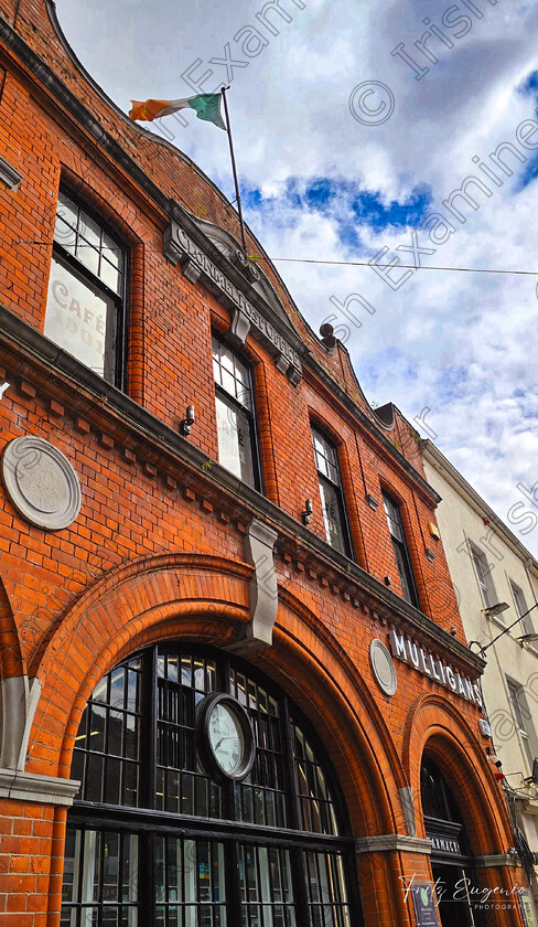 Old Post Office Clonmel 
 Old Post Office Building in Clonmel dated 1901. A two-storey architechture now functioning as a pharmacy and restaurant. Photo: Fritz Eugenio