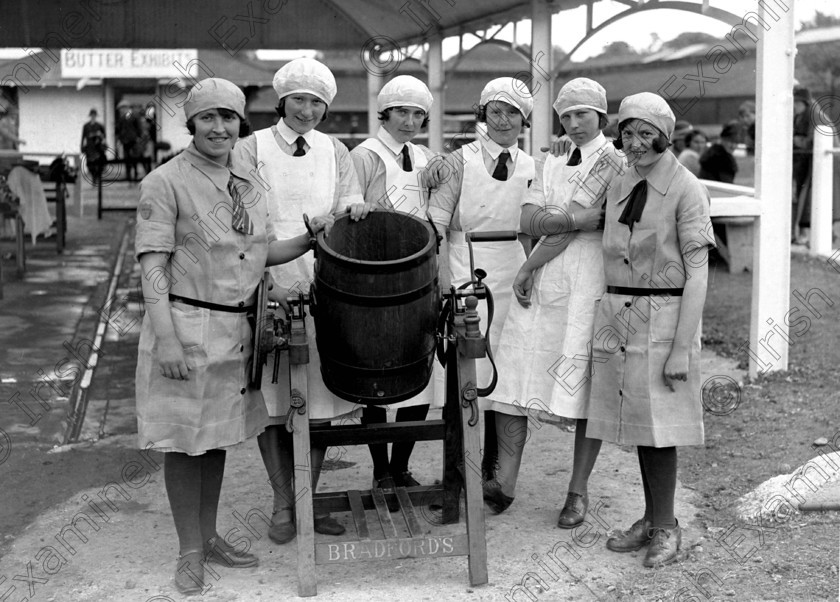 1256190 
 Demonstration of butter making machine at the Cork Summer Show 26/06/1930 Ref. 532A