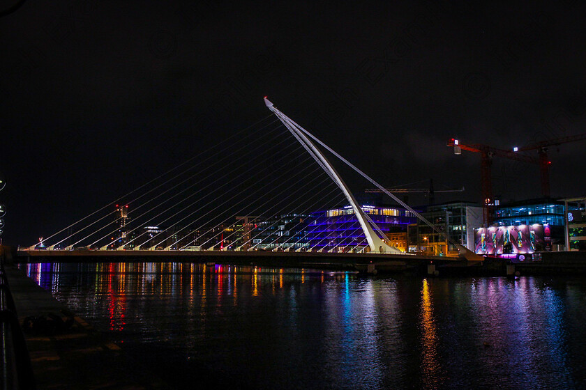 20210902212328 IMG 1057 
 Samuel Beckett Bridge 
January 3rd 2022
Canon EOS 2000D