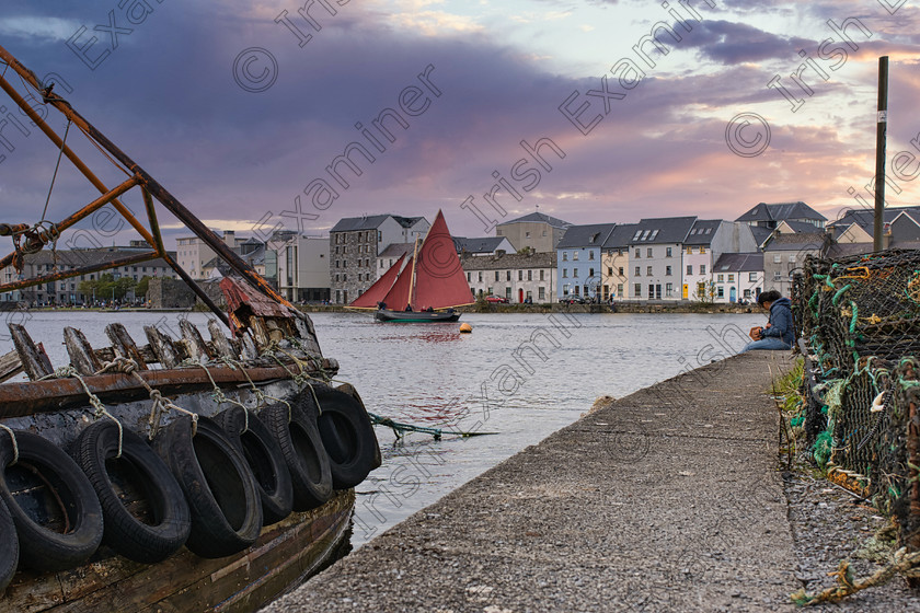 DSC00692 
 Down the Claddagh,such a peaceful spot just off Galways shop street.