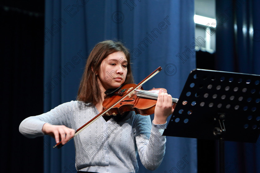 Feis01022020Sat48 
 48
Aisling Martin from Bishopstown playing “Spanish Dance”.

Class:239: Volin Solo 14 Years and Under Schumann – Zart und mit Ausdruck No.1 from ‘Fantasiestücke’ Feis20: Feis Maitiú festival held in Fr. Mathew Hall: EEjob: 01/02/2020: Picture: Ger Bonus.